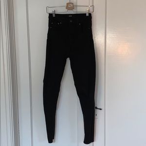 GRLFRND Kendall Black Skinny Jegging